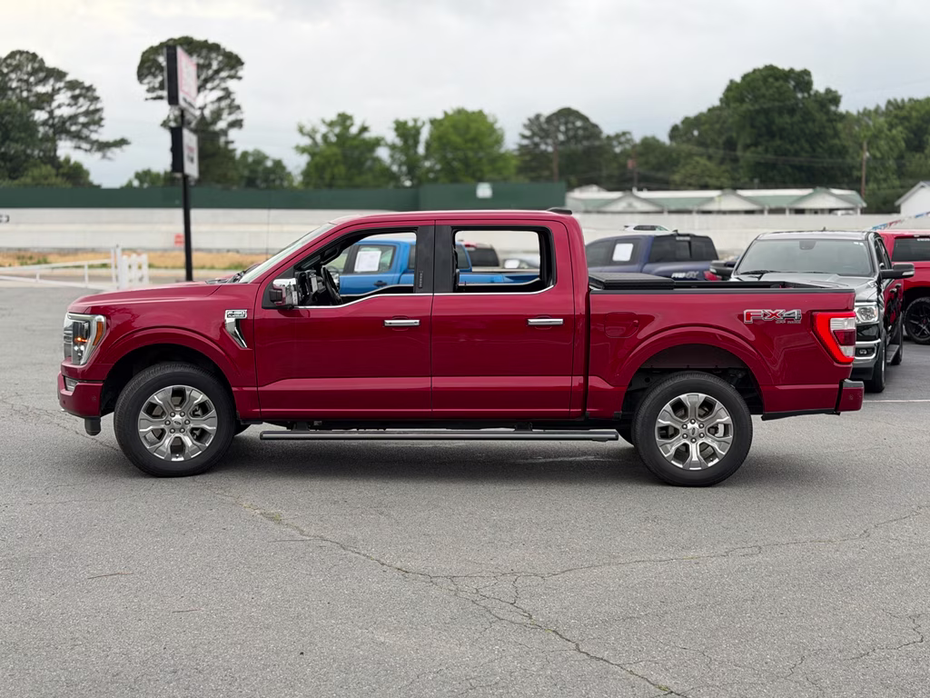 2022 Rapid Red Metallic Tinted Clearcoat Ford F-150 Platinum 4X4 Truck