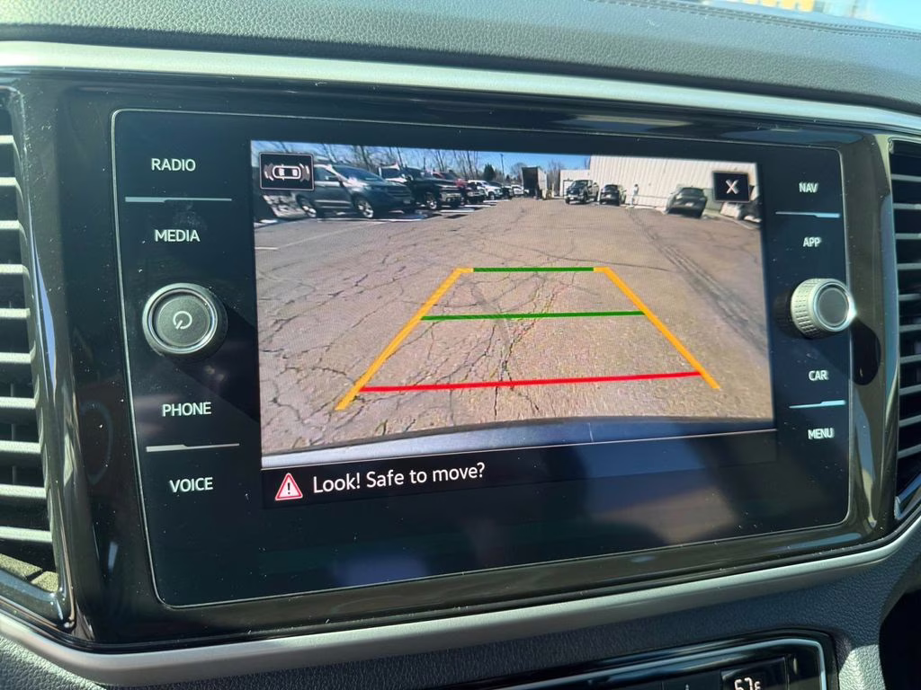 2021 Pyrite Silver Metallic Volkswagen Atlas SEL AWD SUV