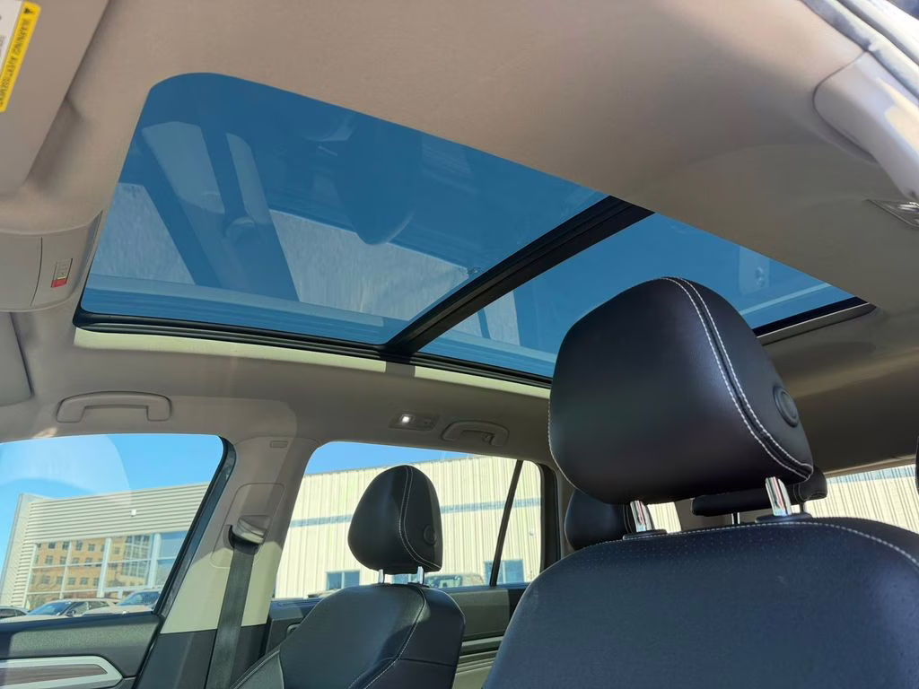 2021 Pyrite Silver Metallic Volkswagen Atlas SEL AWD SUV