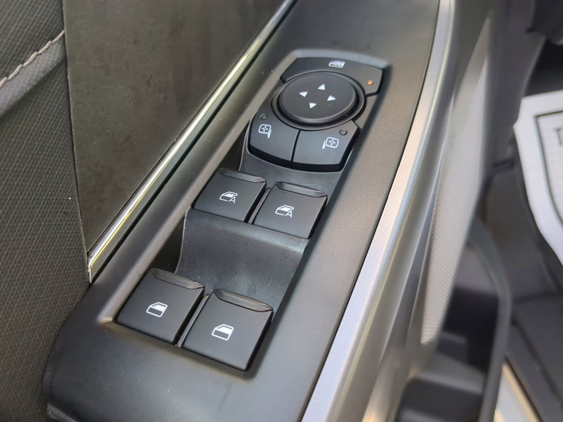 2026 Avalanche Ford F-150 XLT Crew Cab Pickup 4X4 Truck