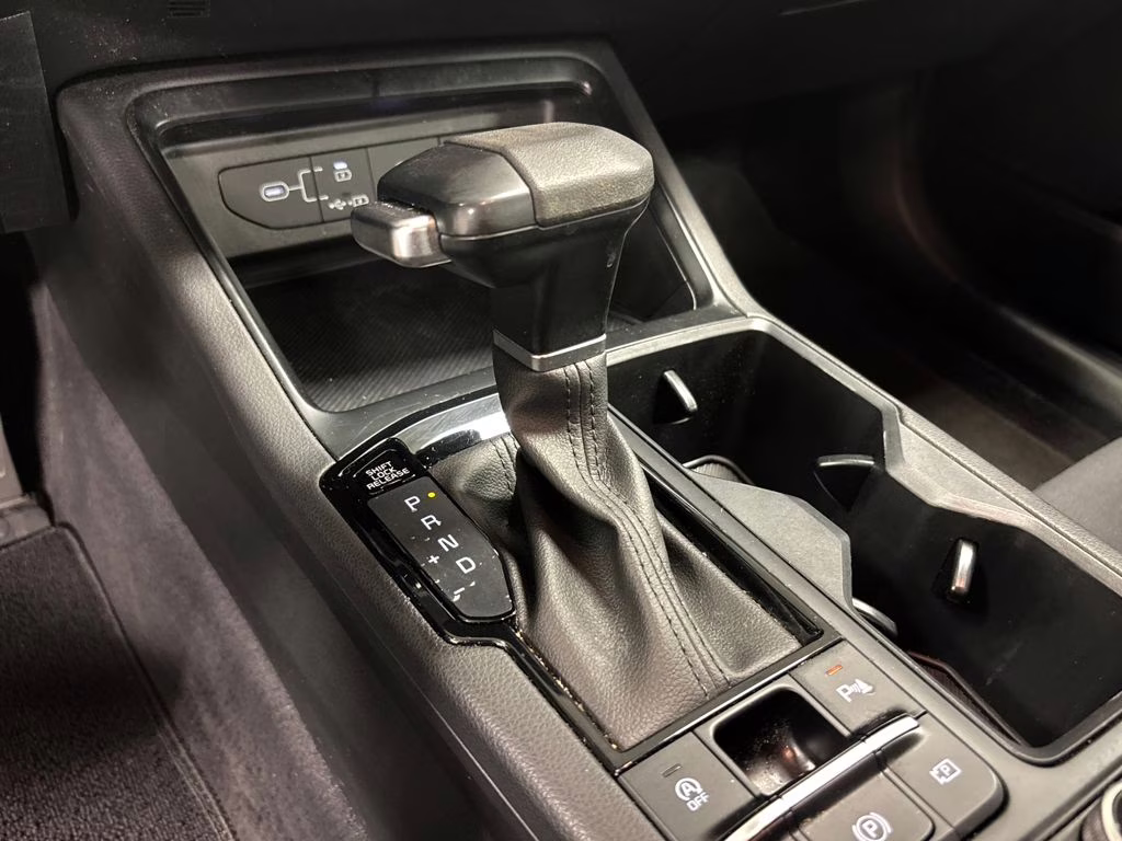 2025 Aurora Black Pearl Kia K5 LXS FWD Sedan