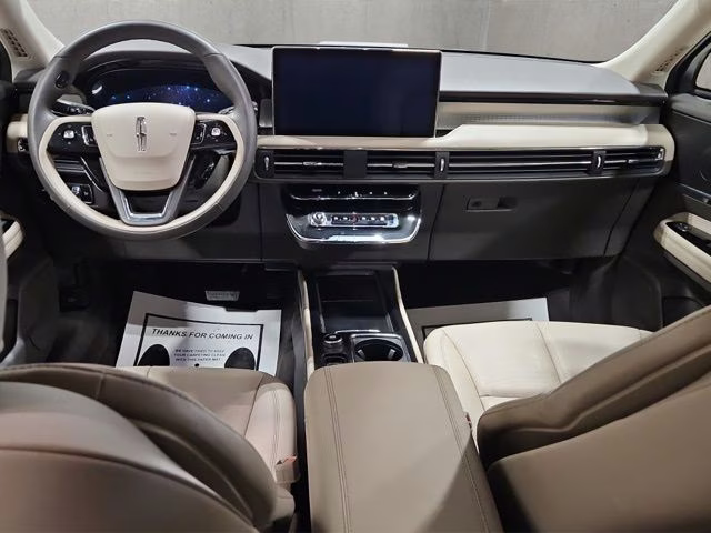 2024 Ceramic Pearl Metallic Tri-Coat Lincoln Corsair Premiere AWD SUV