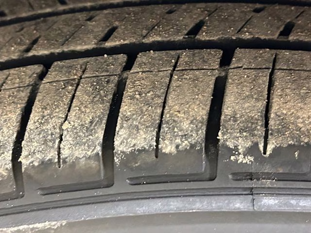 2024 Iconic Silver Metallic Ford Escape Hybrid ST-Line Elite AWD SUV