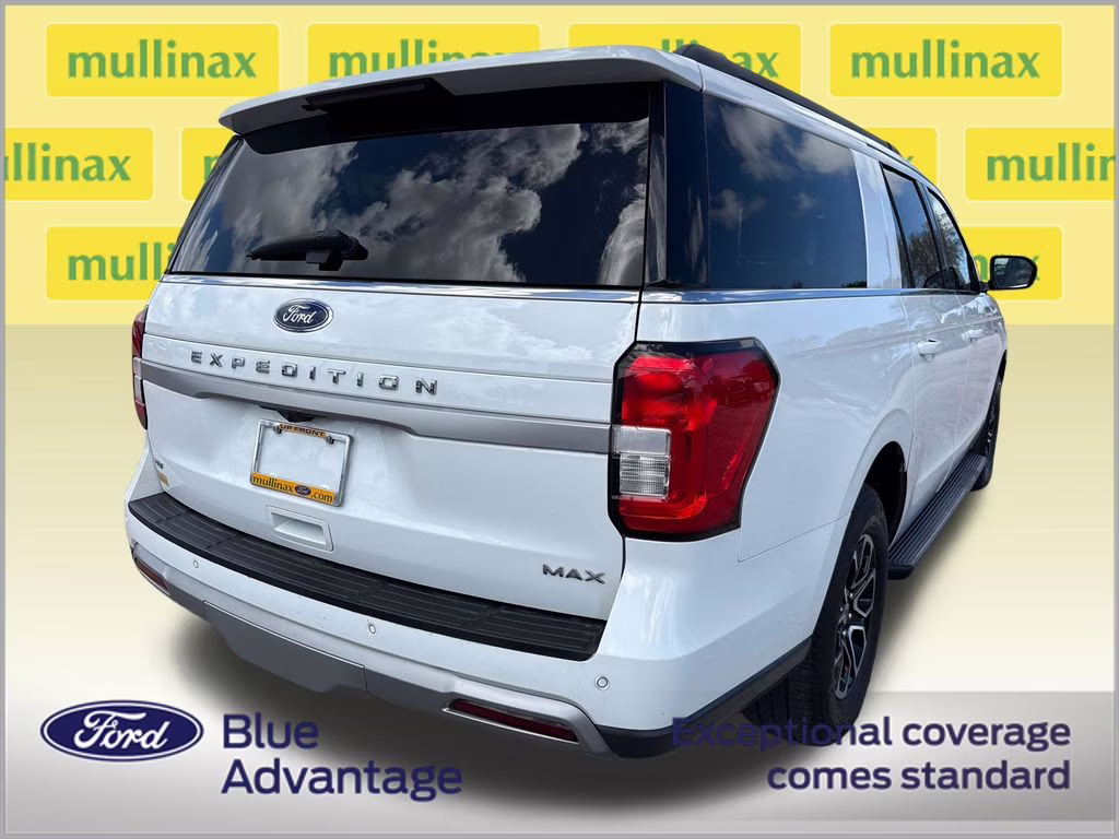 2024 Oxford White Ford Expedition Max XLT 4X4 SUV