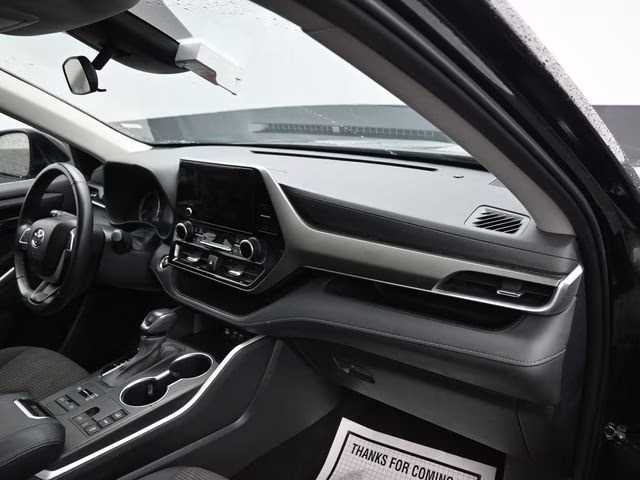 2024 Midnight Black Metallic Toyota Highlander LE AWD SUV
