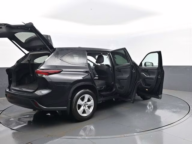 2024 Midnight Black Metallic Toyota Highlander LE AWD SUV
