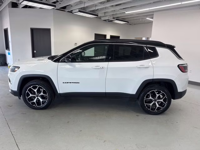 2025 Bright White Clearcoat Jeep Compass Limited 4X4 SUV