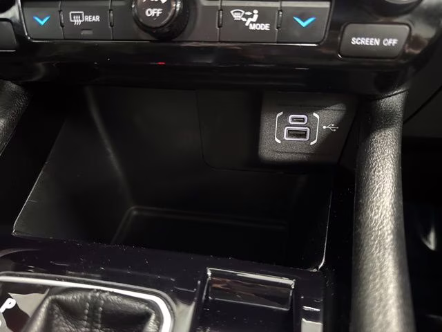 2025 Bright White Clearcoat Jeep Compass Limited 4X4 SUV