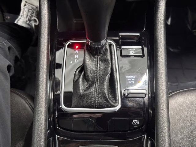 2025 Bright White Clearcoat Jeep Compass Limited 4X4 SUV