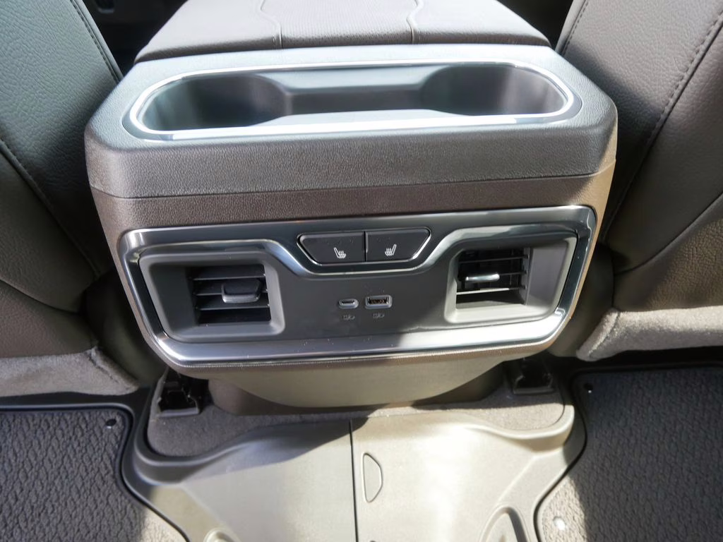 2026 Glacier White Tricoat GMC Sierra 3500HD Denali 4X4 Truck