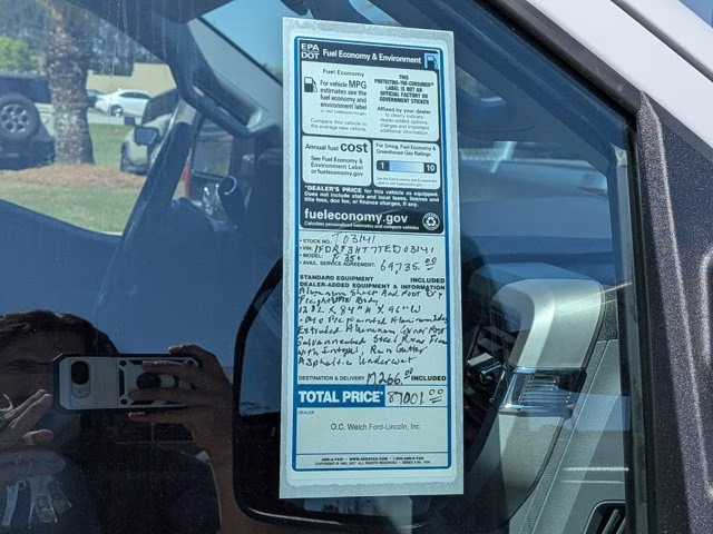 2026 Oxford White Ford Super Duty F-350 DRW XL 4X4 Truck