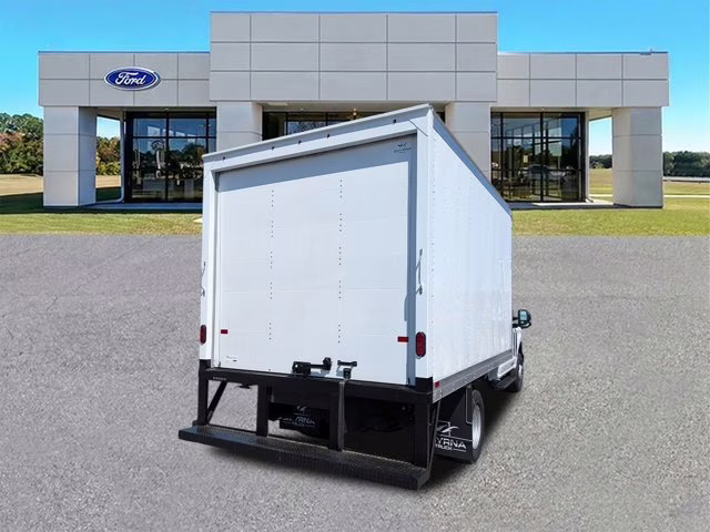 2026 Oxford White Ford Super Duty F-350 DRW XL 4X4 Truck