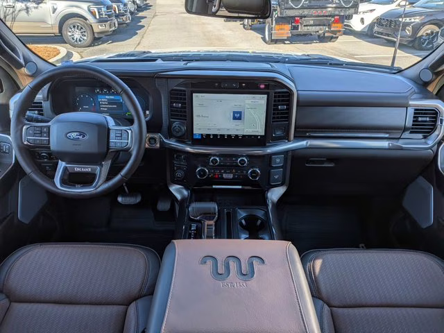 2025 Star White Metallic Tc Ford F-150 King Ranch 4X4 Truck