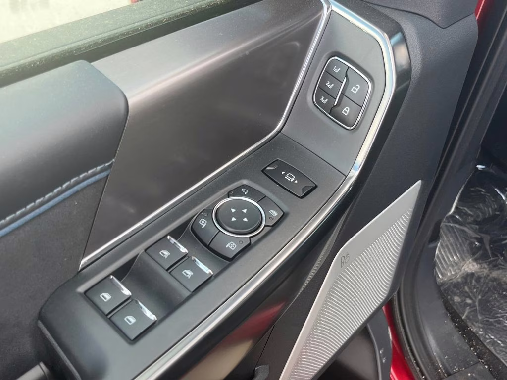 2026 Ruby Red Metallic Tinted Clearcoat Ford Super Duty F-250 SRW Platinum 4X4 Truck