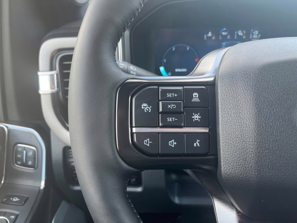 2026 Ruby Red Metallic Tinted Clearcoat Ford Super Duty F-250 SRW Platinum 4X4 Truck