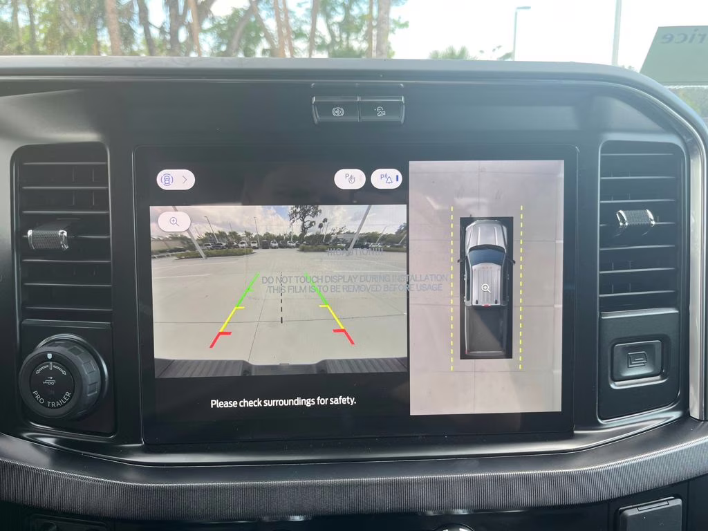 2026 Ruby Red Metallic Tinted Clearcoat Ford Super Duty F-250 SRW Platinum 4X4 Truck