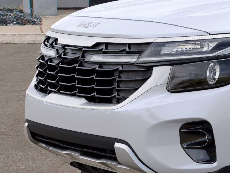 2026 Snow White Pearl Kia Seltos S AWD SUV