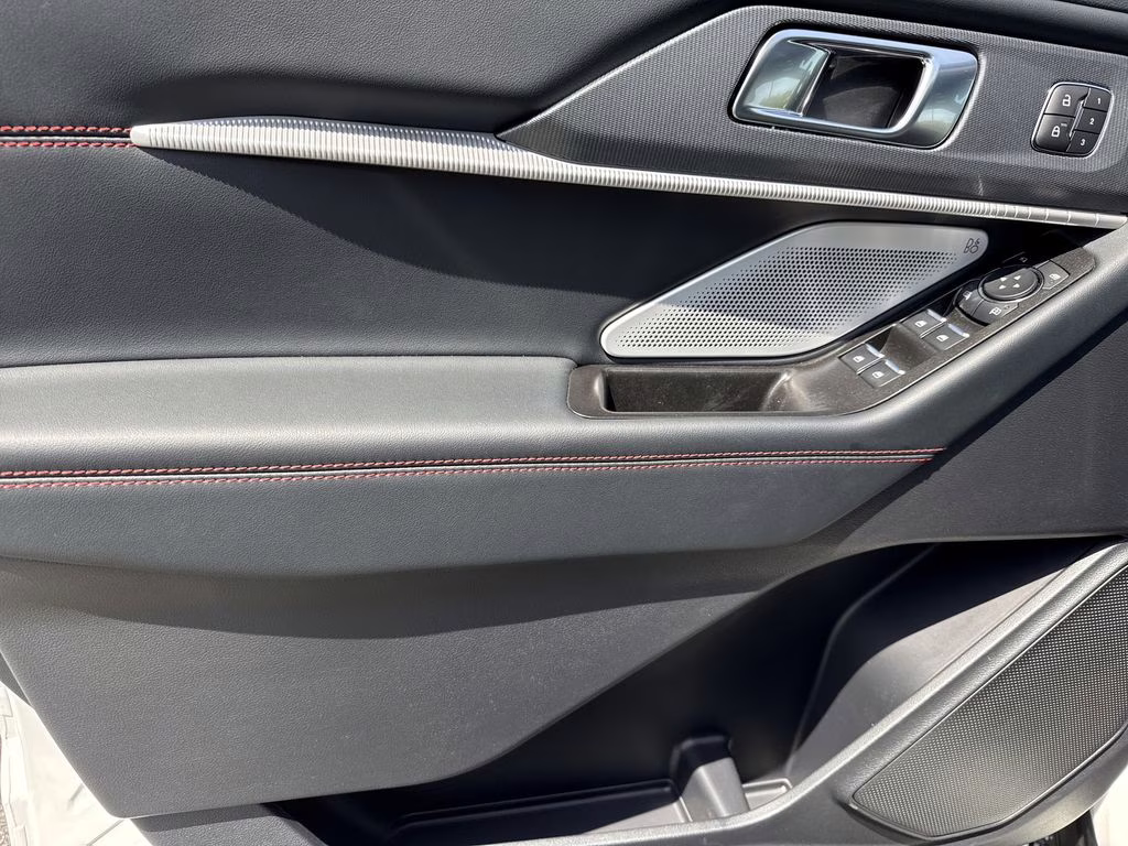 2026 White Ford Explorer ST RWD SUV