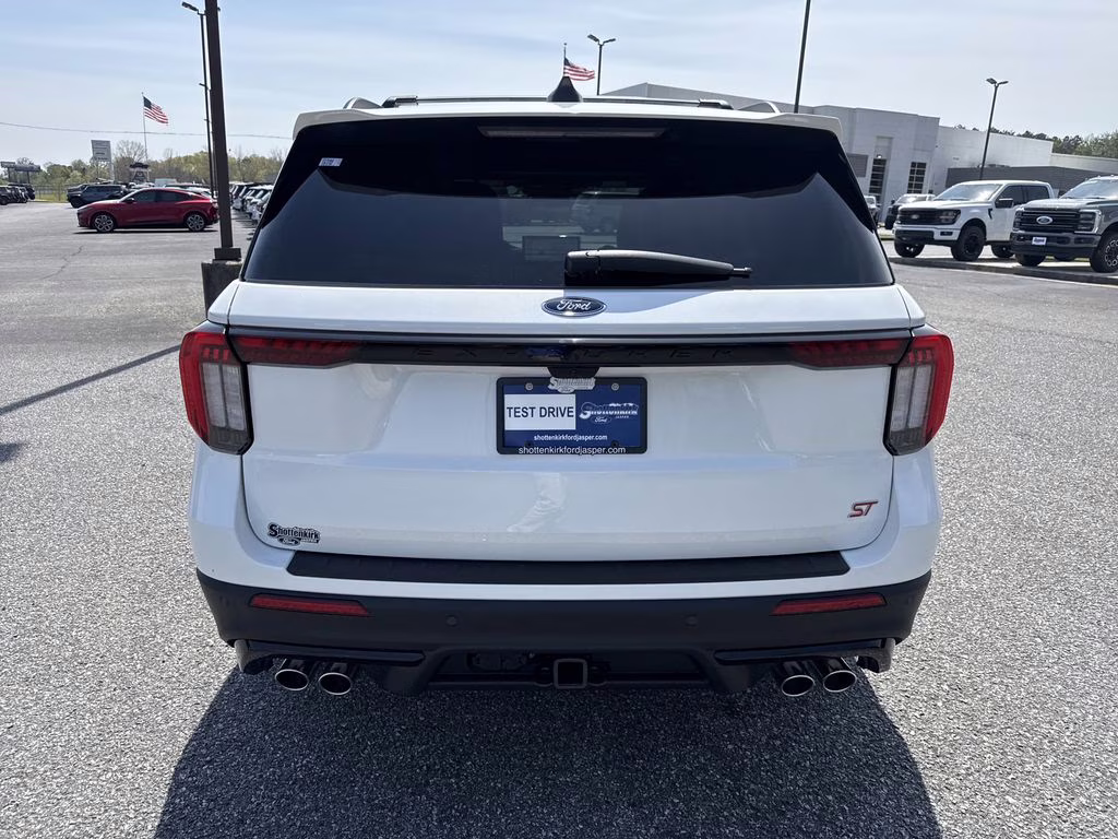 2026 White Ford Explorer ST RWD SUV