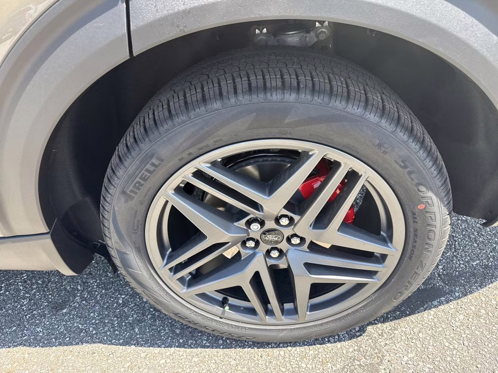 2026 Gray Ford Explorer ST RWD SUV