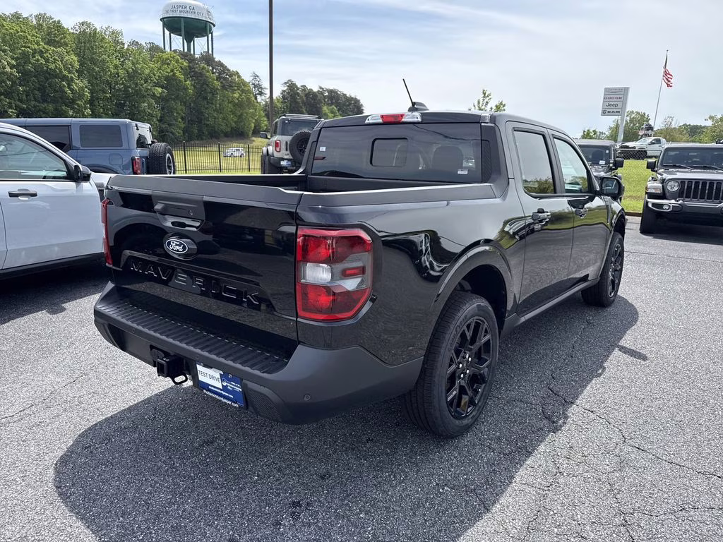 2026 Shadow Black Ford Maverick Lariat AWD Truck