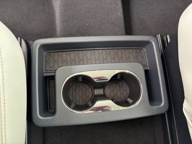 2026 Pristine White Metallic Tri-Coat Lincoln Aviator Premiere AWD SUV