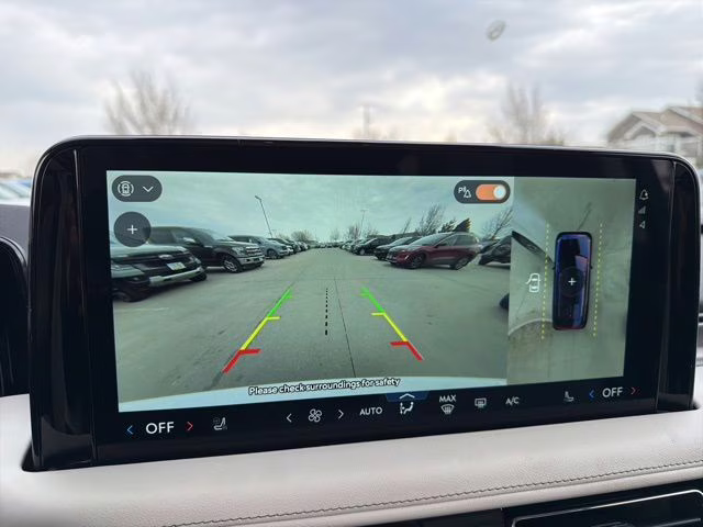 2026 Pristine White Metallic Tri-Coat Lincoln Aviator Premiere AWD SUV