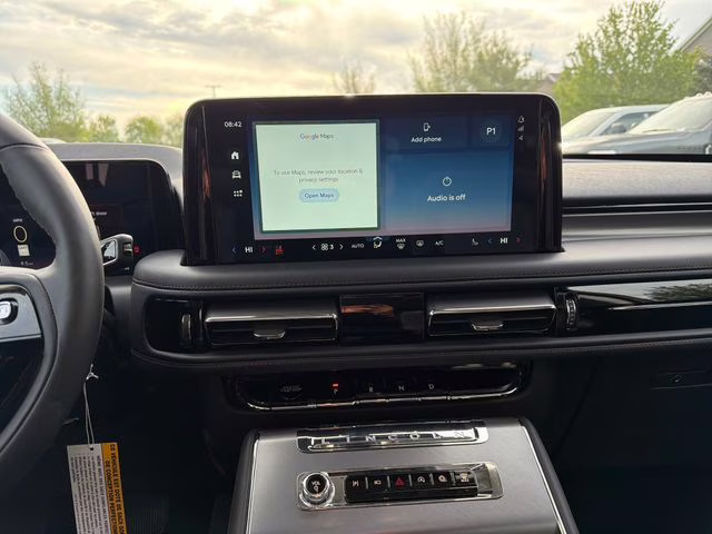 2026 Pristine White Metallic Tri-Coat Lincoln Aviator Premiere AWD SUV