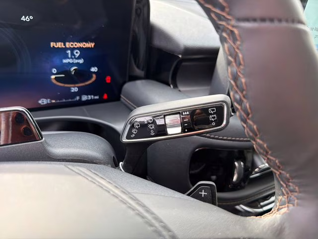 2026 Pristine White Metallic Tri-Coat Lincoln Aviator Premiere AWD SUV