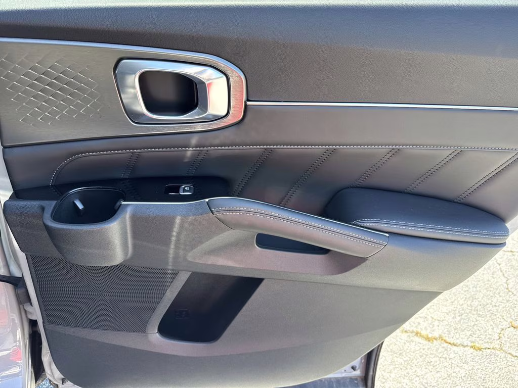 2022 Wolf Gray Kia Sorento SX FWD SUV