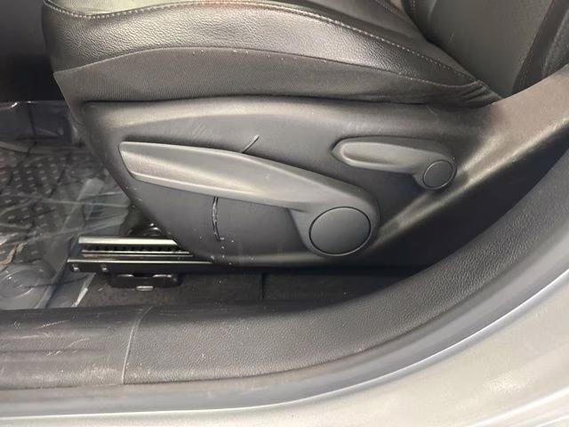 2025 Silver Zynith Metallic Clearcoat Jeep Compass Trailhawk 4X4 SUV