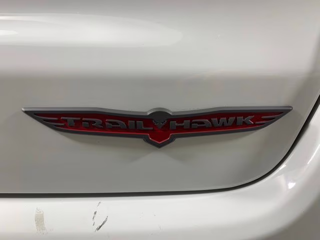 2025 Bright White Clearcoat Jeep Compass Trailhawk 4X4 SUV