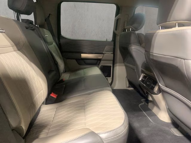 2025 Agate Black Metallic Ford Super Duty F-450 DRW Platinum 4X4 Truck