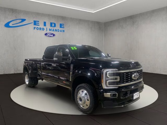 2025 Agate Black Metallic Ford Super Duty F-450 DRW Platinum 4X4 Truck