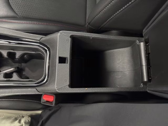 2025 Silver Zynith Metallic Clearcoat Jeep Compass Trailhawk 4X4 SUV