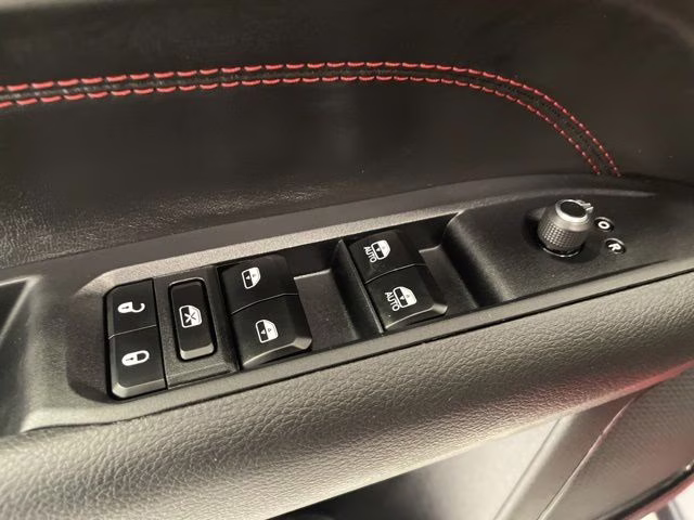 2025 Red Hot Pearlcoat Jeep Compass Trailhawk 4X4 SUV