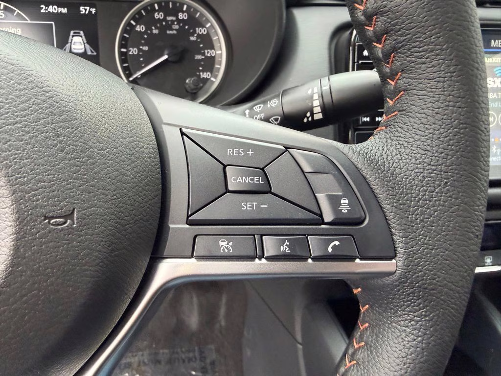 2025 Brilliant Silver Metallic Nissan Versa 1.6 SR FWD Sedan