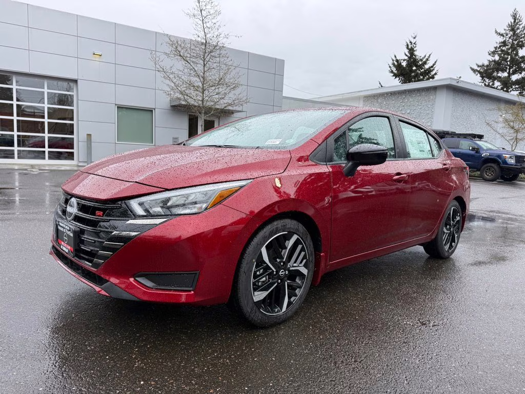2025 Scarlet Ember Tintcoat Nissan Versa 1.6 SR FWD Sedan