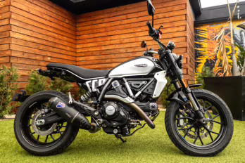 2024 BLACK Ducati SCRAMBLER 800 ICON