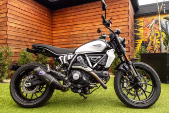2024 BLACK Ducati SCRAMBLER 800 ICON