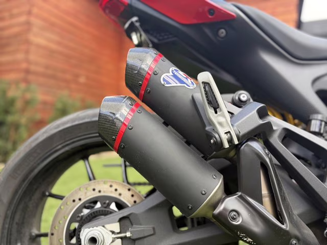 2024 RED Ducati MONSTER 937+