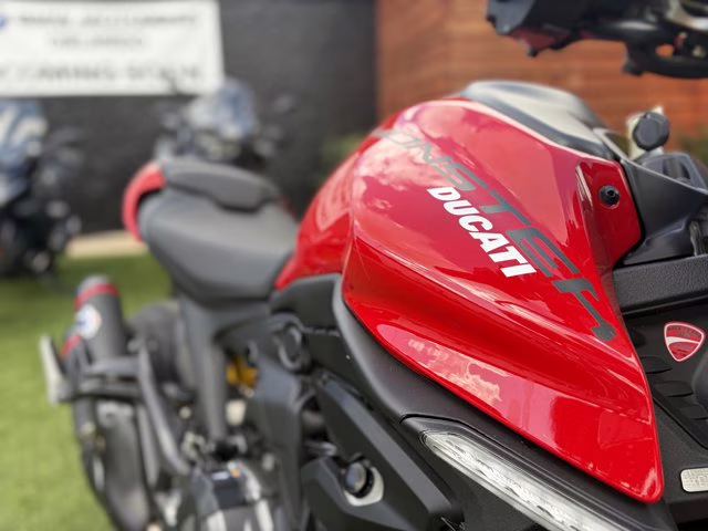 2024 RED Ducati MONSTER 937+