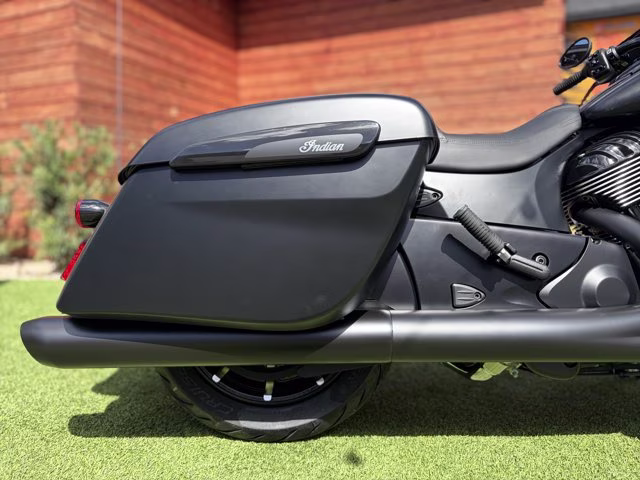 2026 BLACK SMOKE Indian CHIEFTAIN DARK HORSE