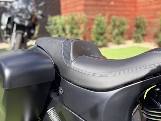 2026 BLACK SMOKE Indian CHIEFTAIN DARK HORSE