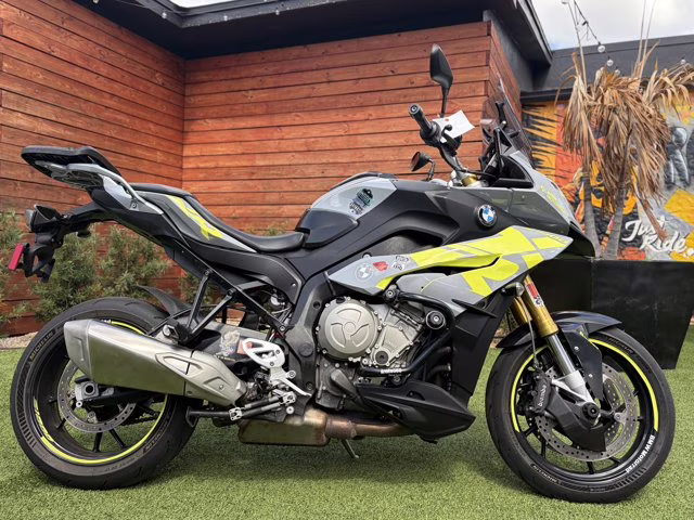 2016 BMW S 1000 XR