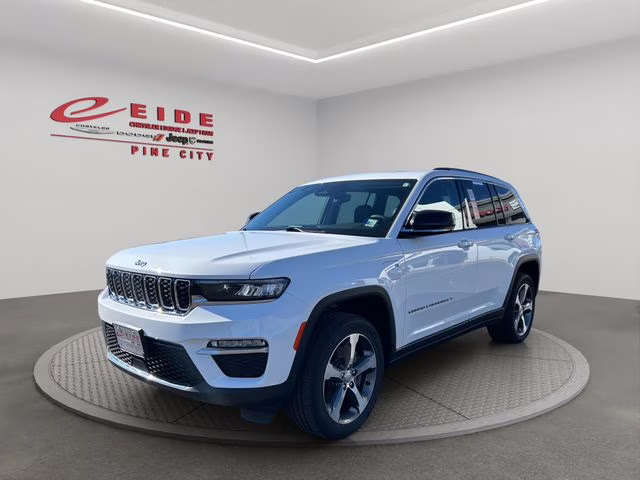 2023 Bright White Clearcoat Jeep Grand Cherokee 4xe 4X4 SUV