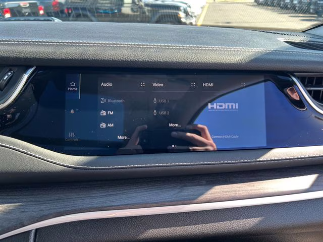 2023 Bright White Clearcoat Jeep Grand Cherokee 4xe 4X4 SUV