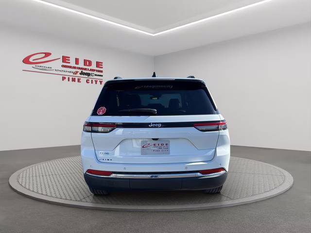 2023 Bright White Clearcoat Jeep Grand Cherokee 4xe 4X4 SUV