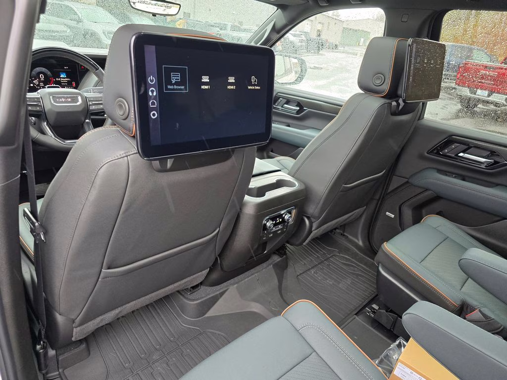 2026 Summit White GMC Yukon XL AT4 4X4 SUV