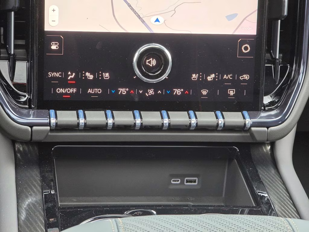 2026 Summit White GMC Yukon XL AT4 4X4 SUV